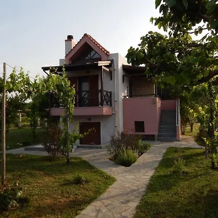 펜션 Seafront Dream Villa, 이에리소스